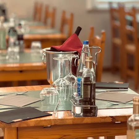 Trattoria Al Taj 2*