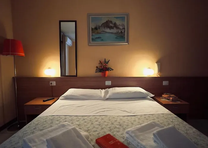 Trattoria Al Taj Hotel Sevegliano